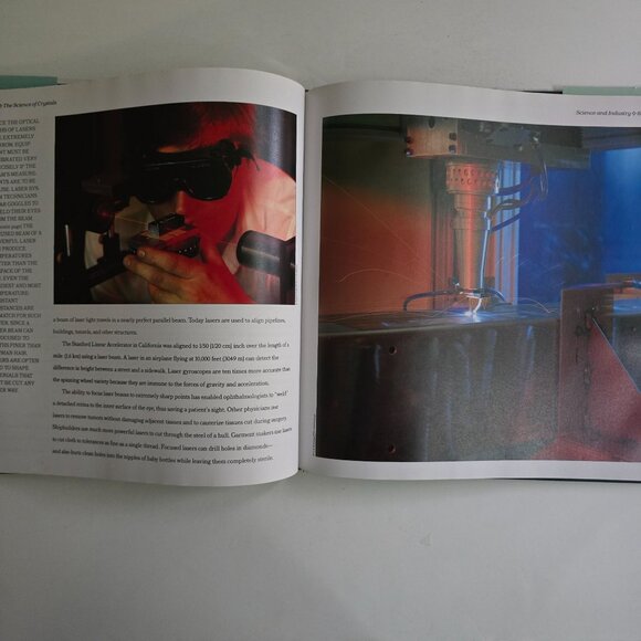 Crystals : the Science, the Lore and the Mysteries by Aff, Bullis, Douglas Micha - Picture 9 of 15